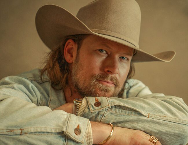 Brian Kelley Drops Surprise Live Album + Concert Film Capturing His Beachside Series