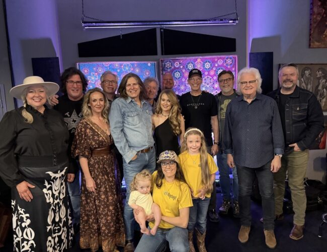 Grammy-Nominated Entertainer Brady Seals Hosts Sold-Out Benefit Concert for 20-Month-Old Hadley Phillips, Raising $25,000